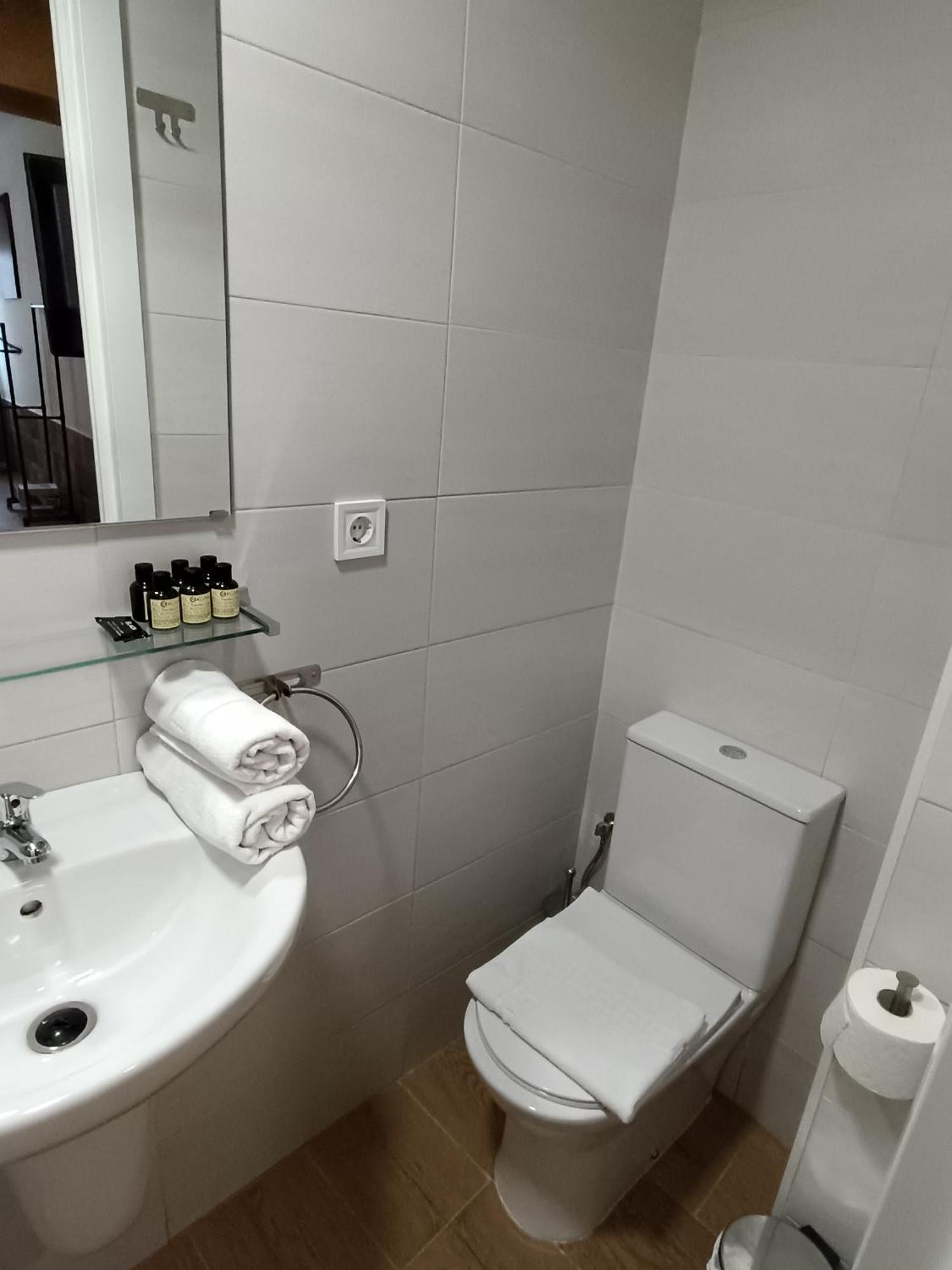 Almona Puente De Barcas - Kainga Homes Σεβίλλη Εξωτερικό φωτογραφία